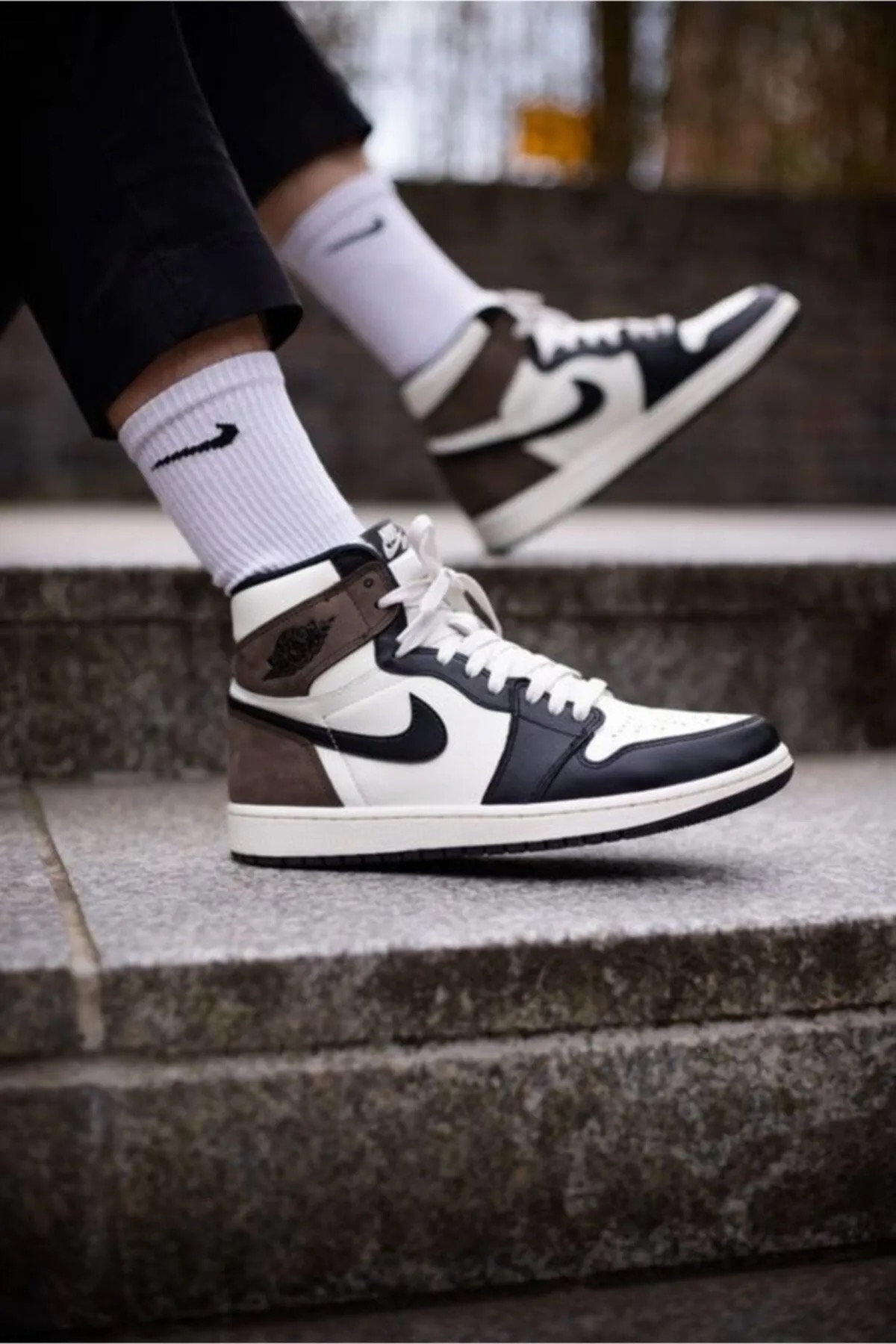 [Authorize ]Nike Air Jordan 1 Retro High OG Dark Mocha for sale