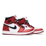Nike Air Jordan 1 Retro High OG Chicago 2015 for sale