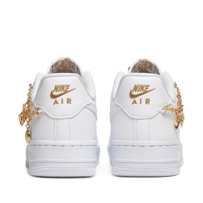 Wmns Air Force 1 07 LX Lucky Charms