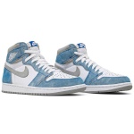 Air Jordan 1 Retro High OG Hyper Royal