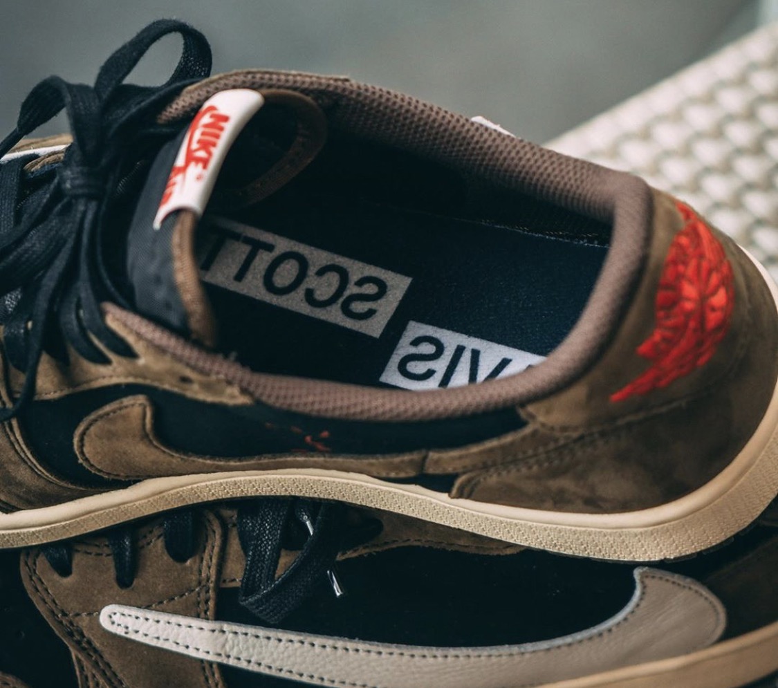 Travis Scott x Air Jordan 1 Low Mocha