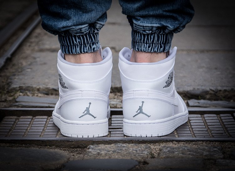 Nike Air Jordan 1 Retro High 85 OG Neutral Grey