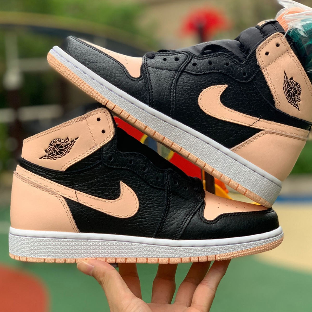 Nike Air Jordan 1 Retro High OG Crimson Tint