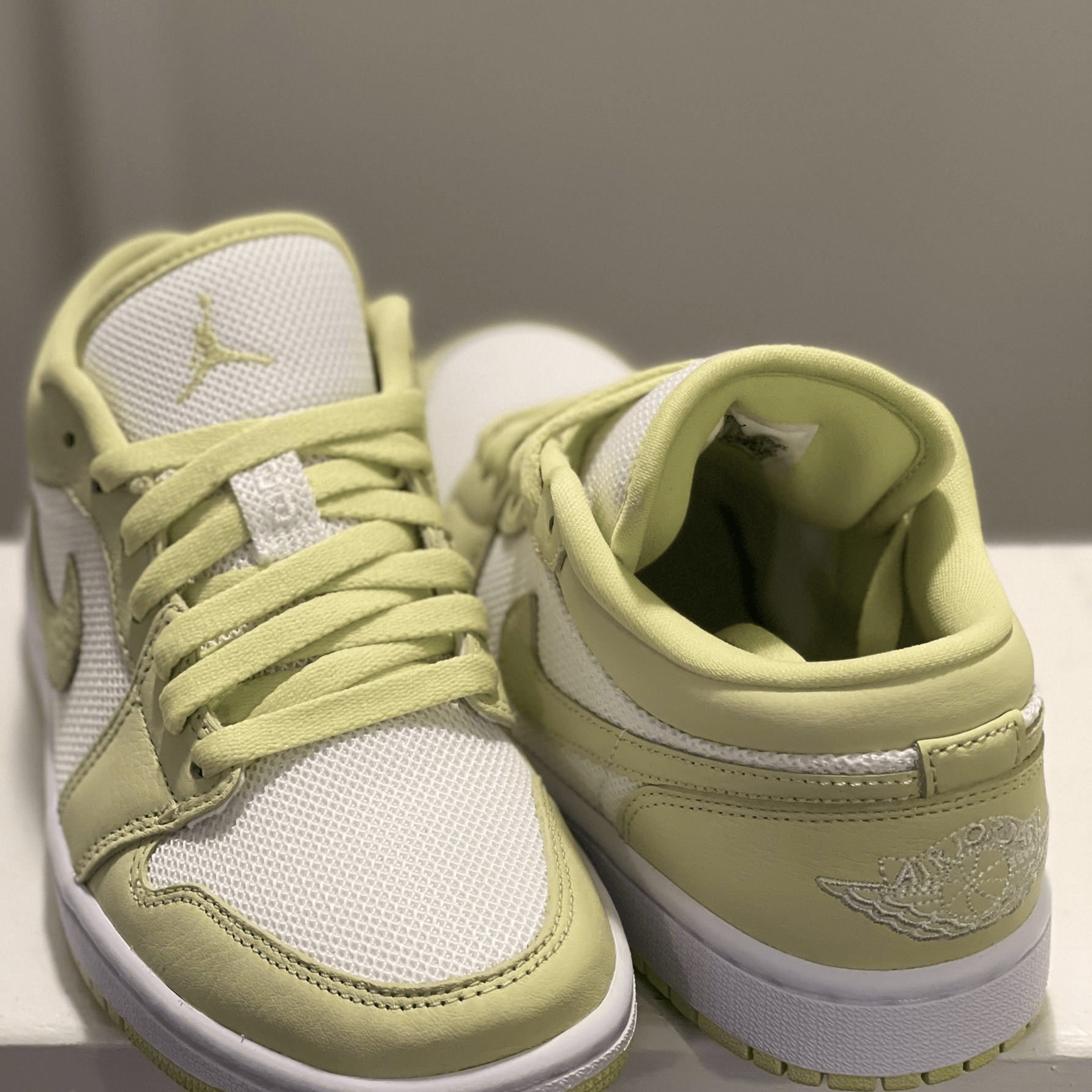 [Authorize✅Nike Air Jordan 1 Low SE Limelight Womens for sale photo review