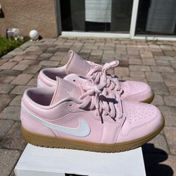 [Authorize✅]Nike Air Jordan 1 Low Arctic Pink Gum for sale photo review