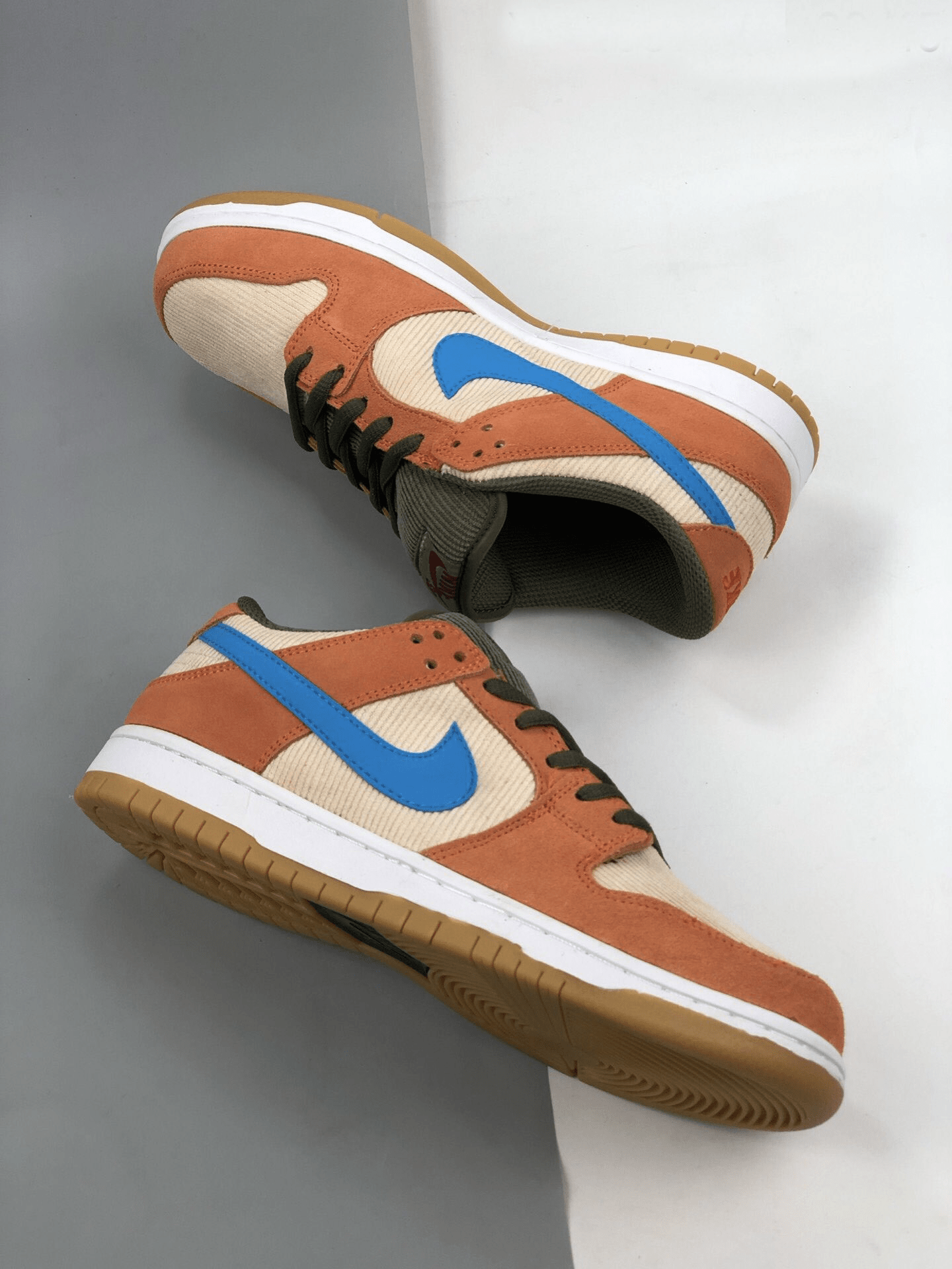Nike SB Dunk Low Pro Corduroy Dusty Peach