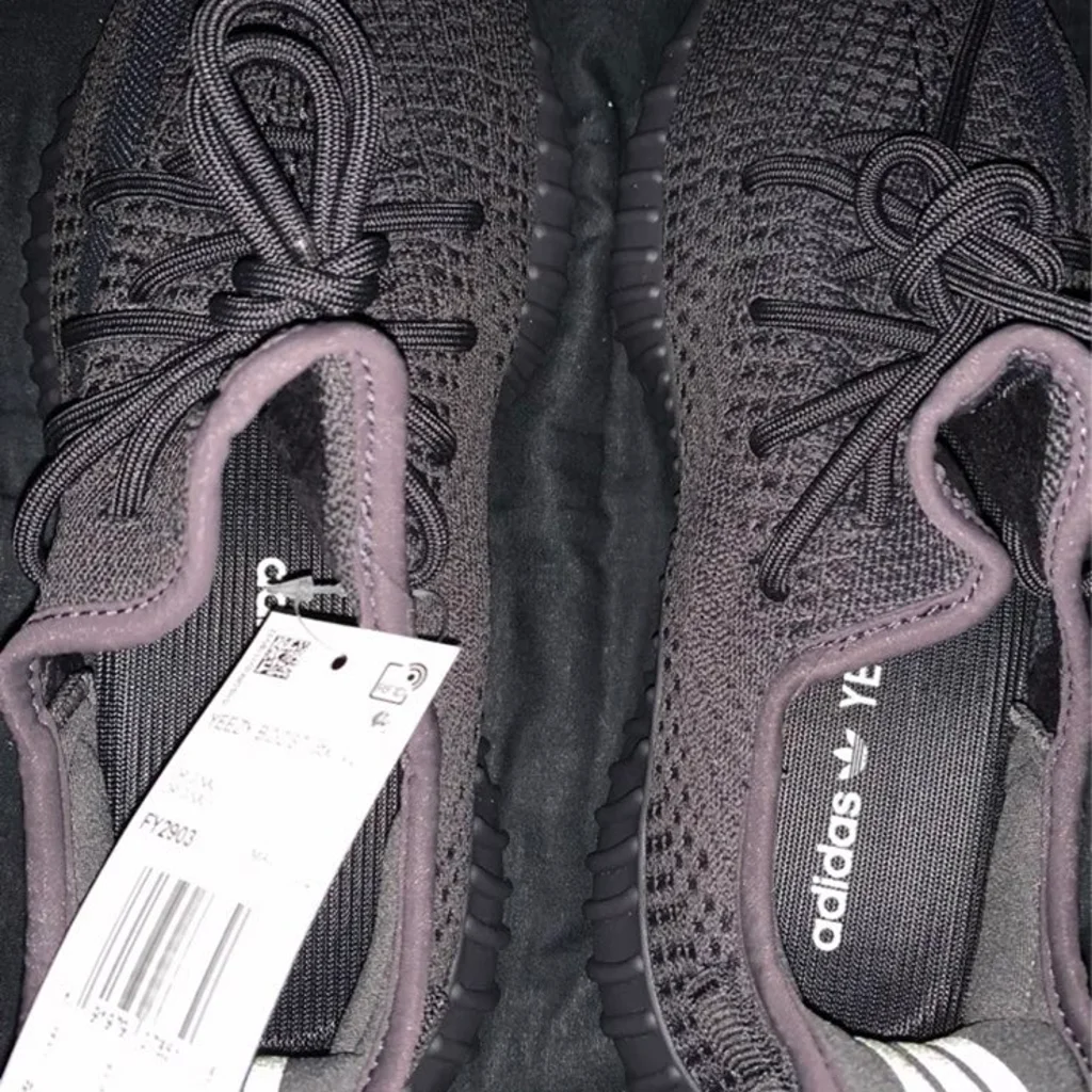 [Authorize✅]Adidas Yeezy Boost 350 V2 Cinder Non-Reflective for sale photo review