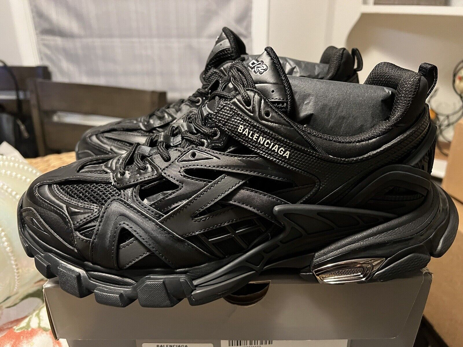[Authorize✅]Balenciaga Track.2 Trainer Black for sale photo review