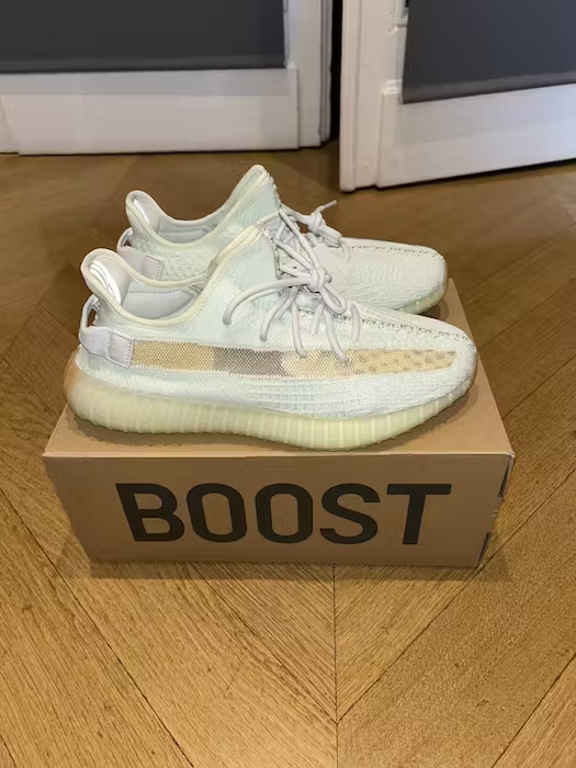 [Authorize✅]Adidas Yeezy 350 Boost V2 Hyperspace for sale photo review