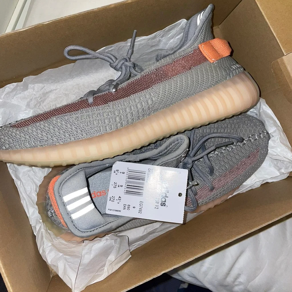 [Authorize✅]Adidas Yeezy 350 Boost V2 True Form for sale photo review