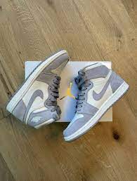 [Authorize✅]Air Jordan 1 High Premium WMNS Pale Ivory for sale photo review