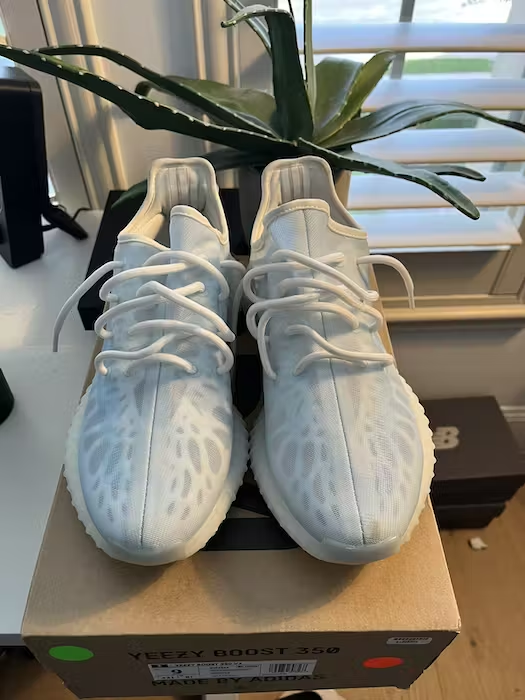 [Authorize✅]Adidas Yeezy Boost 350 V2 Mono Ice for sale photo review