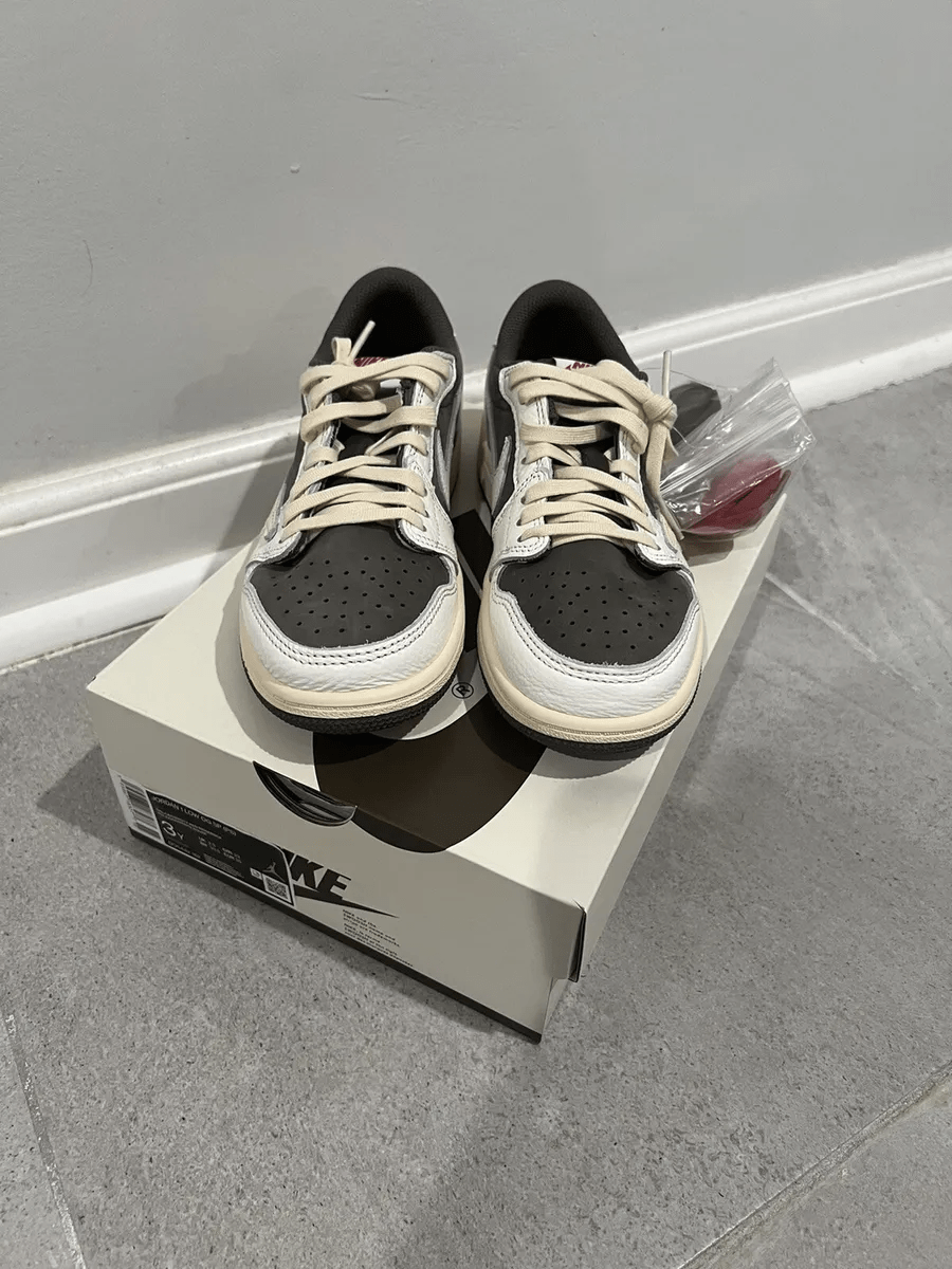 [Authorize✅]Travis Scott x Air Jordan 1 Low Reverse Mocha for sale photo review