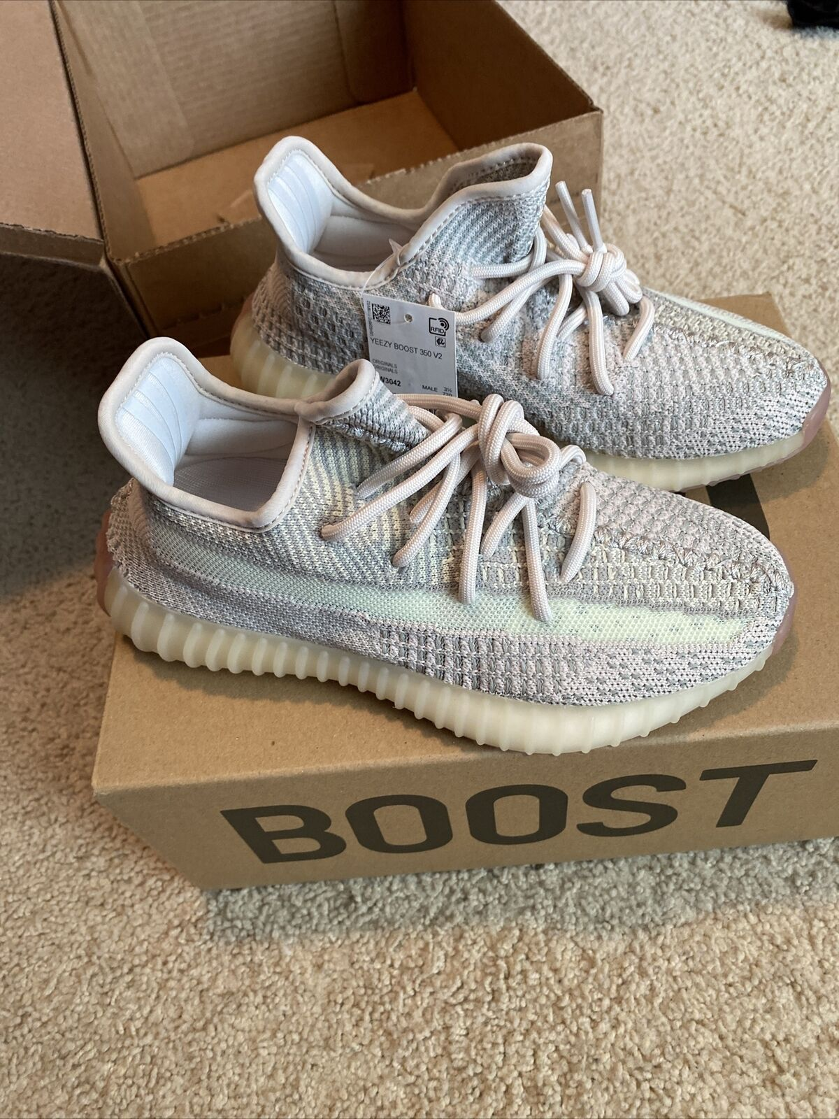[Authorize✅]Adidas Yeezy Boost 350 V2 Citrin for sale photo review