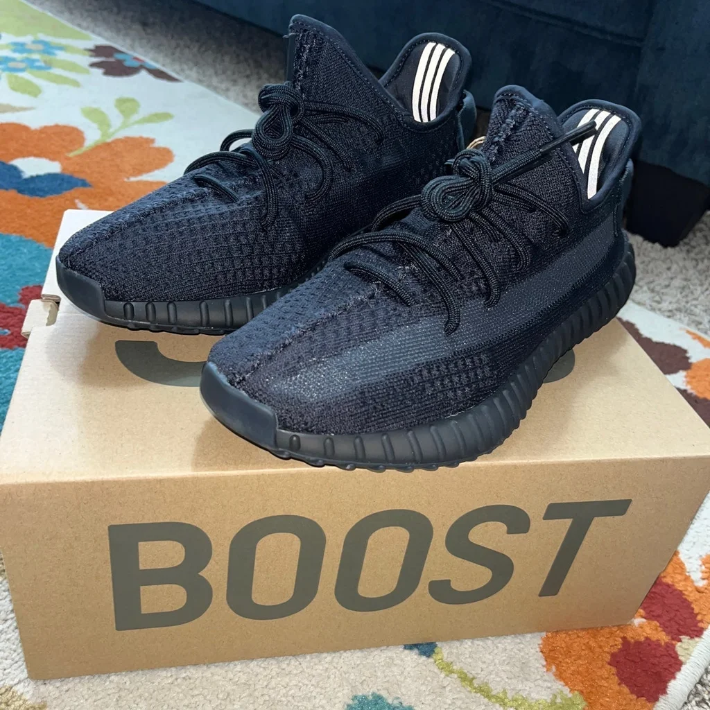[Authorize✅]Adidas Yeezy Boost 350 V2 Onyx for sale photo review
