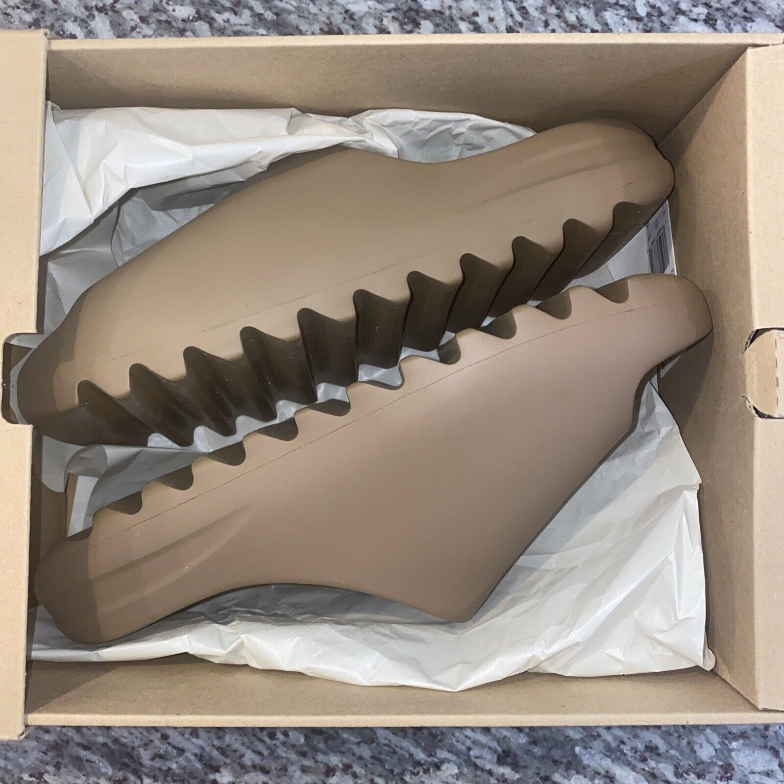 [Authorize✅]Adidas Yeezy Slide Earth Brown for sale photo review