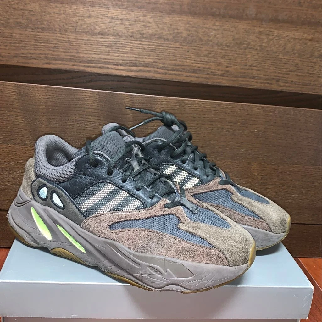 [Authorize✅]Adidas Yeezy  Boost 700 Mauve for sale photo review