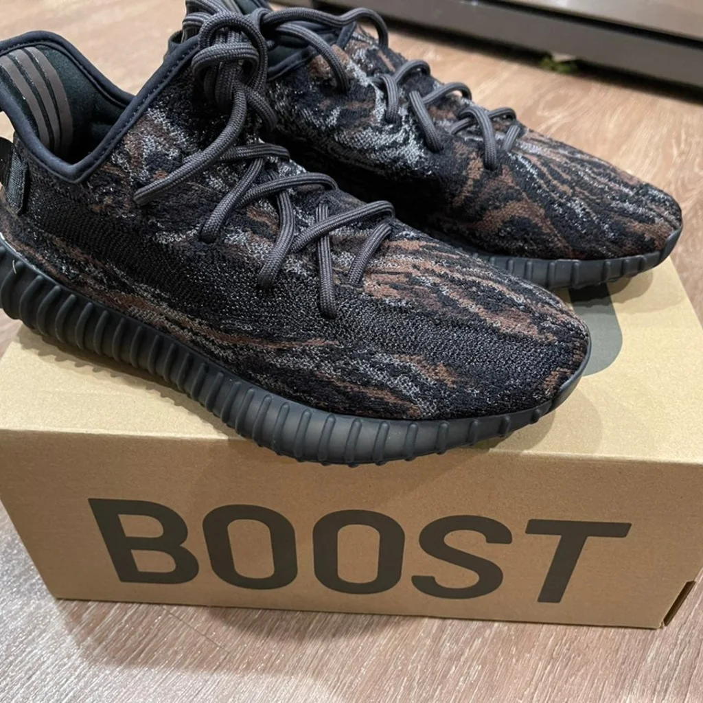 [Authorize✅]Adidas Yeezy Boost 350 V2 MX Rock for sale photo review