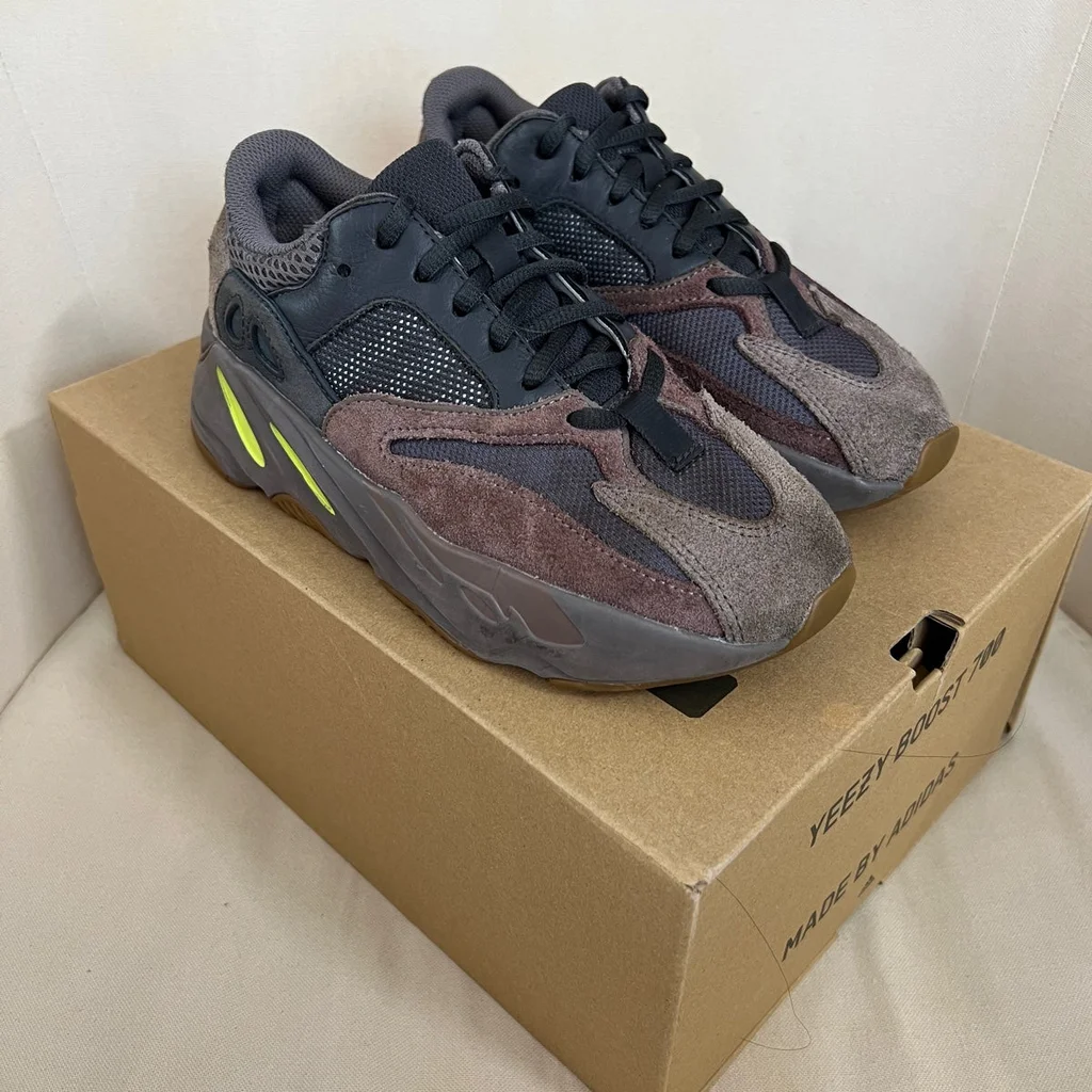 [Authorize✅]Adidas Yeezy  Boost 700 Mauve for sale photo review