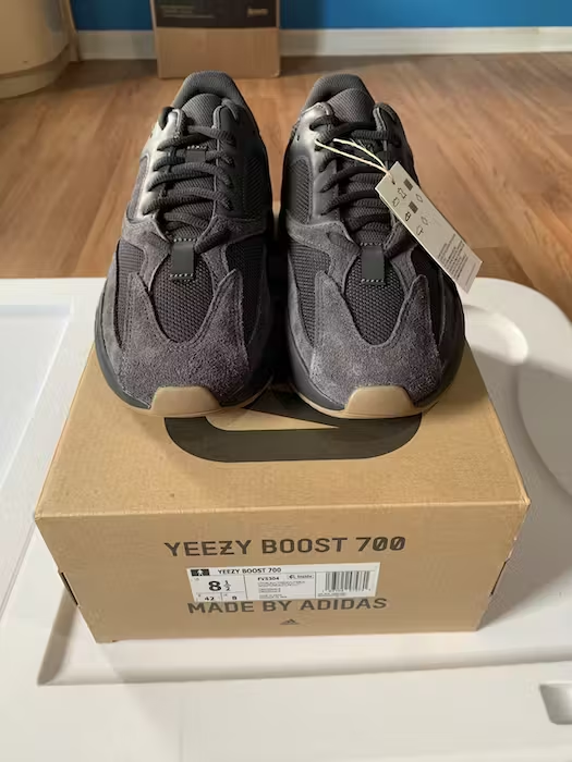 [Authorize✅]Adidas Yeezy Boost 700 Utility Black for sale photo review