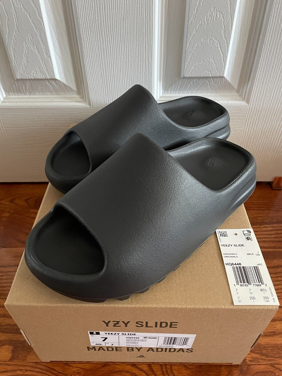 [Authorize✅]Yeezy Slides Onyx Black Slipper  Adidas for sale photo review