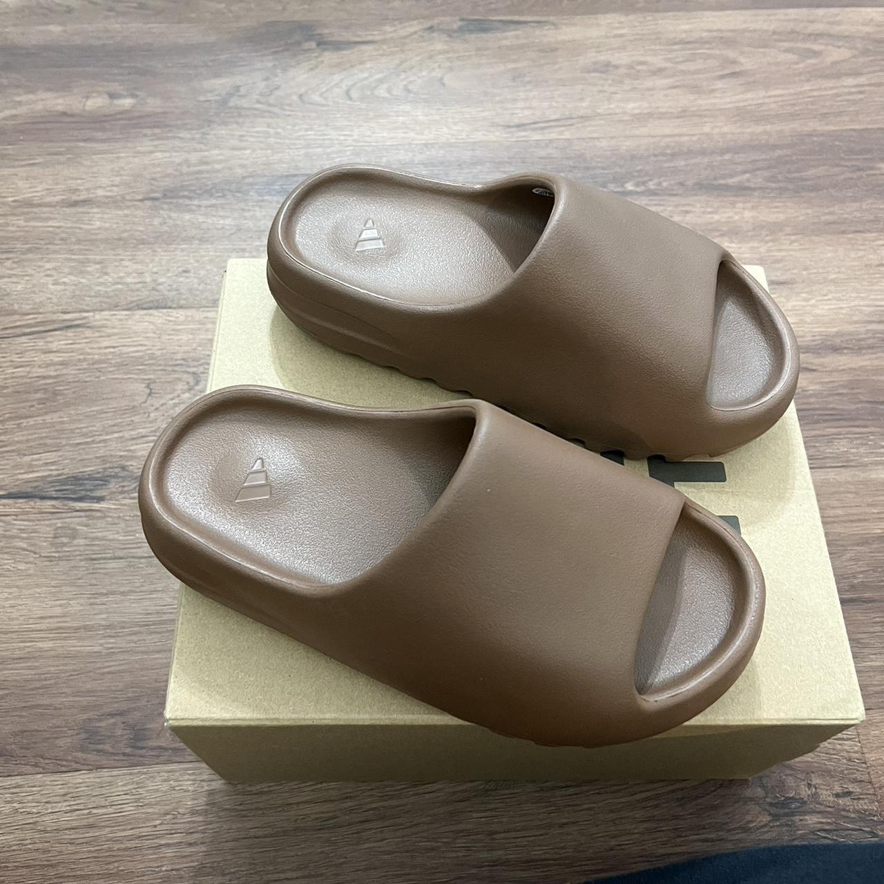 [Authorize✅]Adidas Yeezy Slide Earth Brown for sale photo review