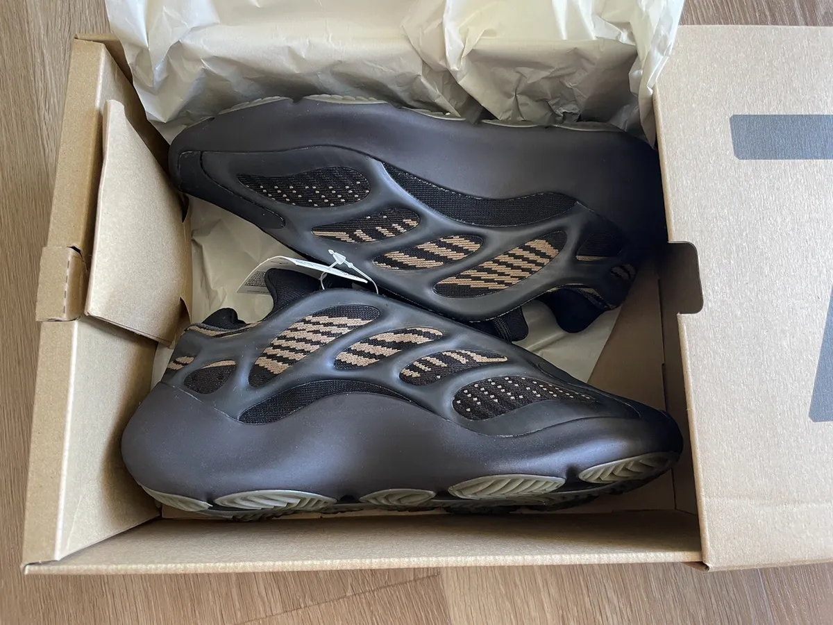 [Authorize✅]Adidas Yeezy 700 V3 Clay Brown for sale photo review