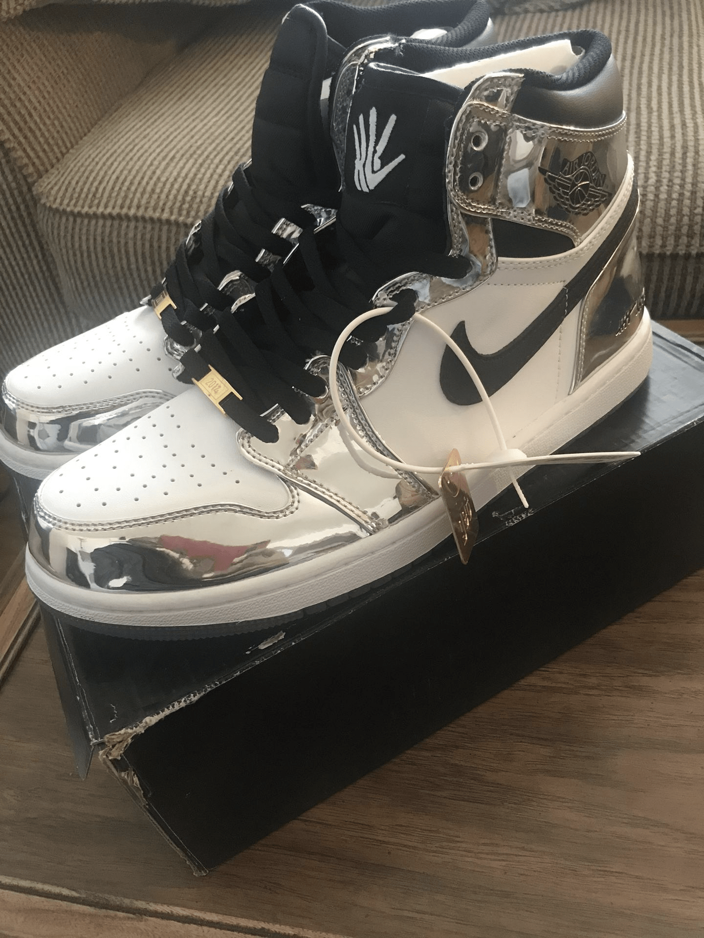 [Authorize✅]Nike Air Jordan 1 Retro High Pass the Torch for sale photo review