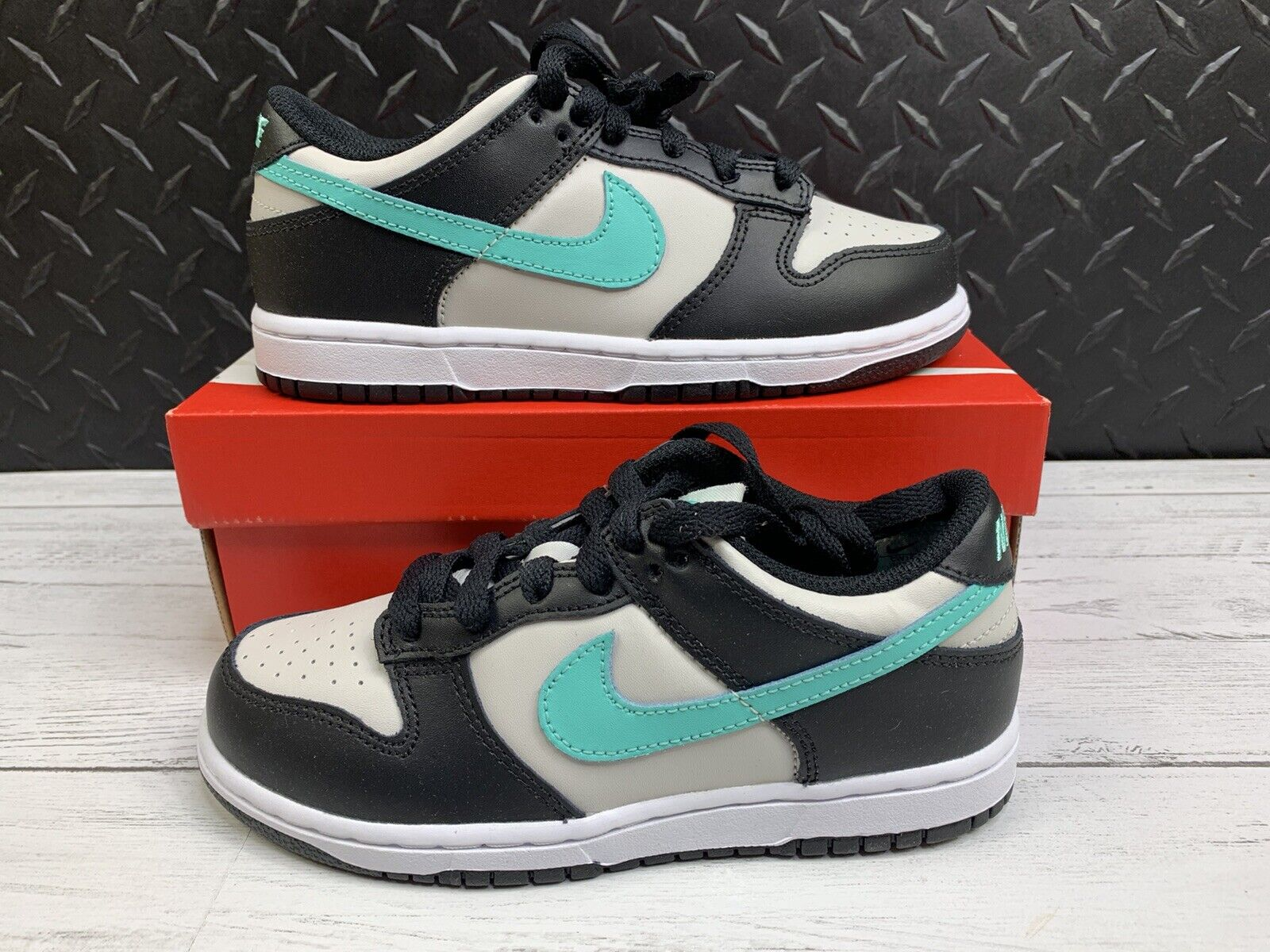 [Authorize✅]Nike Dunk Low Light Bone Tropical Twist GS for sale photo review